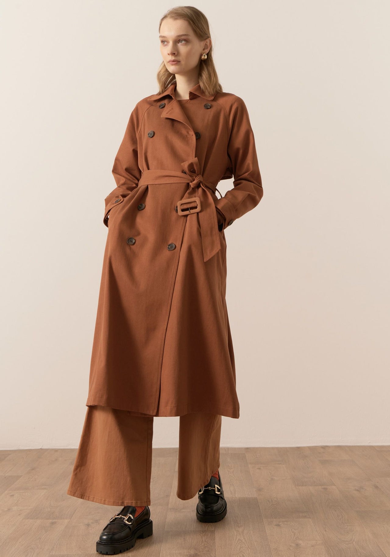 POL Clothing Holland Tencel Trench | Toffee