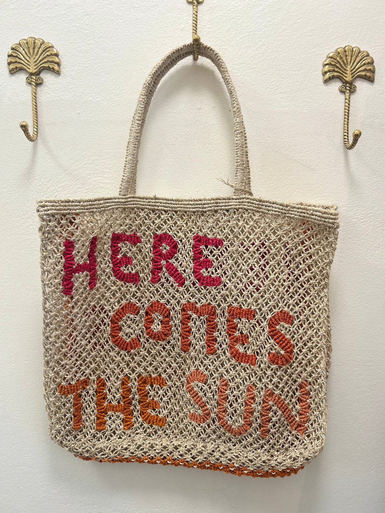 The Jacksons London | Here Comes The Sun | Natural / Raspberry / Spice / Peach