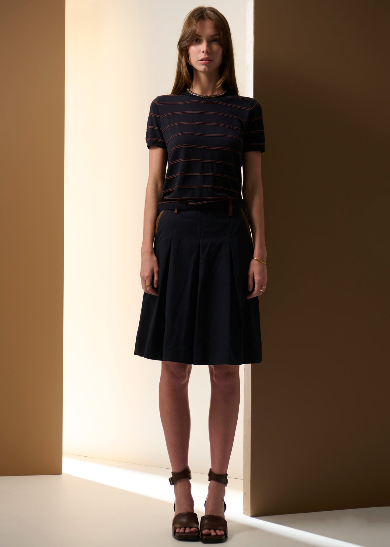 POL Clothing Sable Stripe Tee | Ink / Chocolate