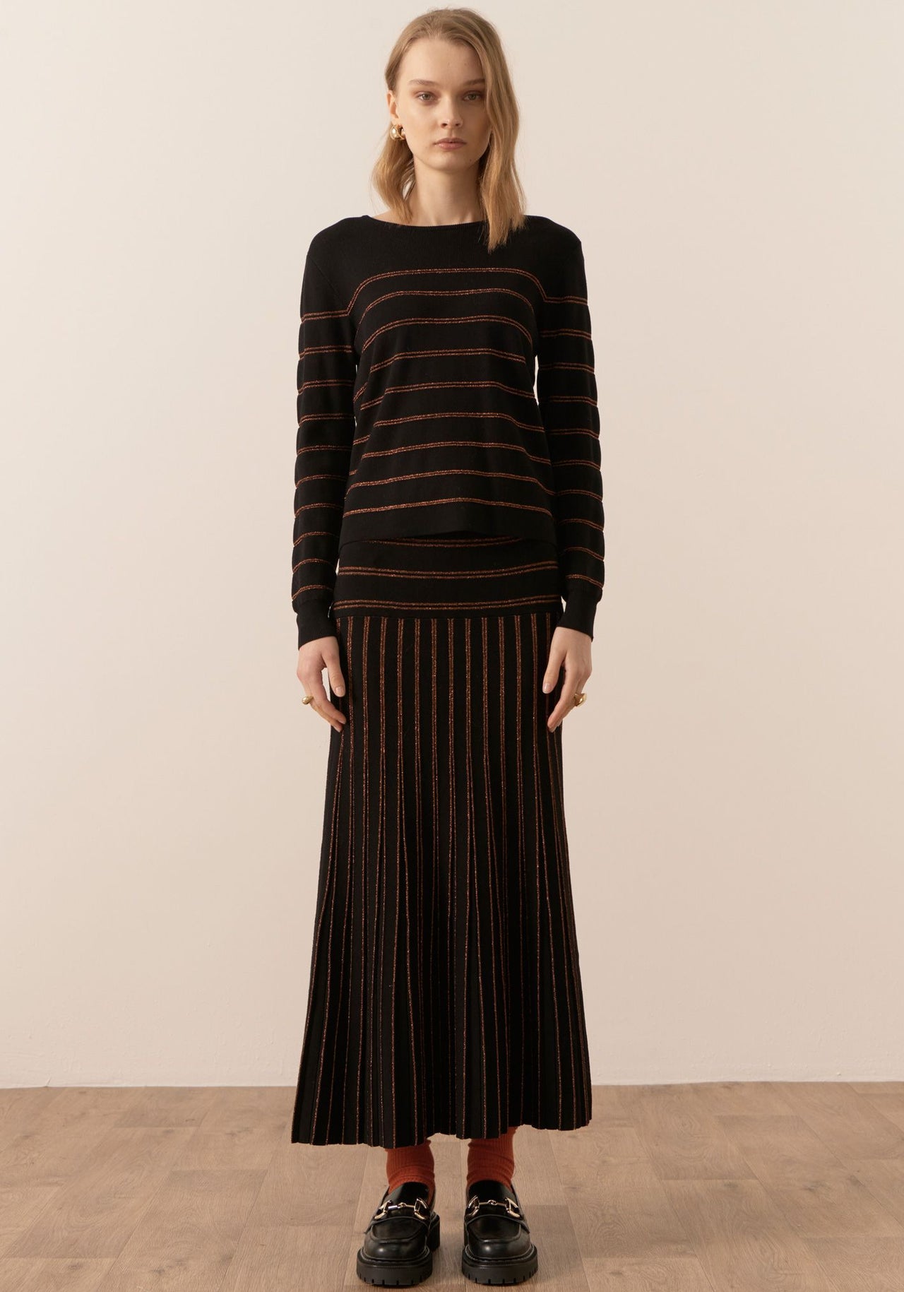POL Clothing Gizelle Lurex Striped Knit | Black/Copper