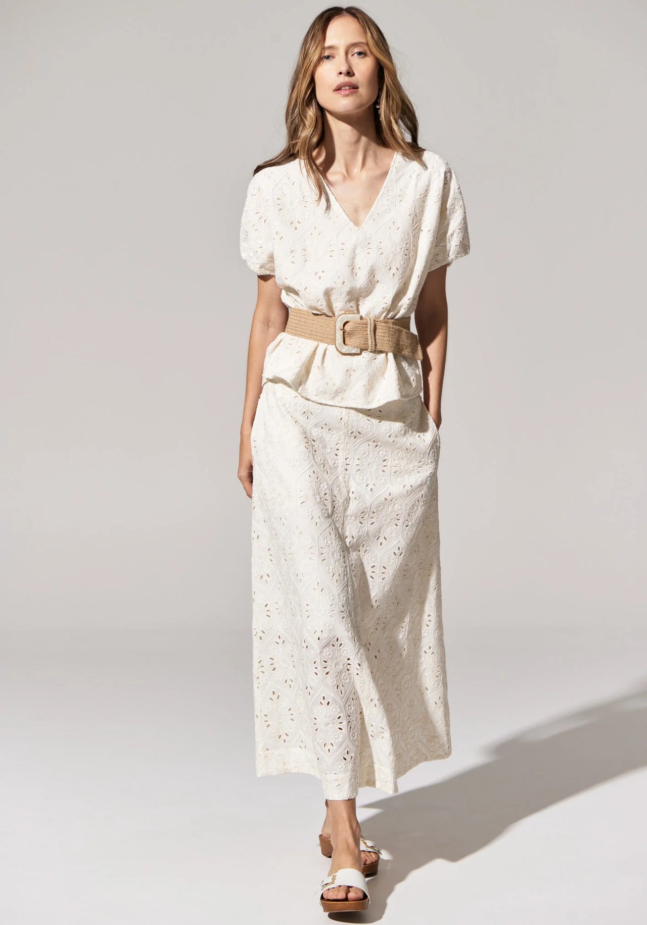 POL Clothing Junia Lace Top | Pebble
